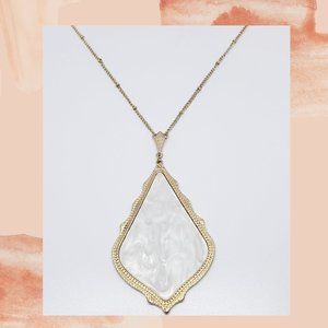 Moxie White Marble and Gold Necklace